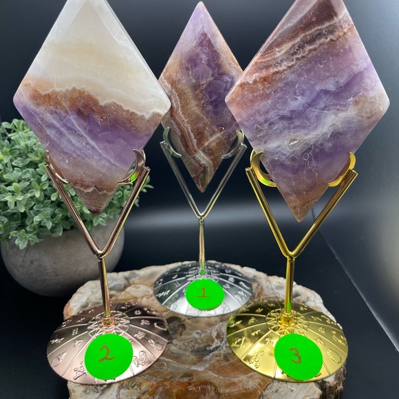 Amethyst and Mexican Lace Agate Diamond including stand holder - Picture 3 of 6